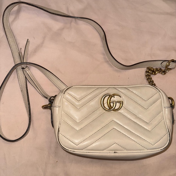 Gucci GG Marmont Mini Camera Bag - Picture 1 of 11